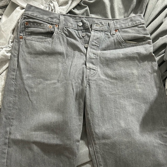 Levi's Gray Denim Jeans with Tan Label - Picture 5 of 15